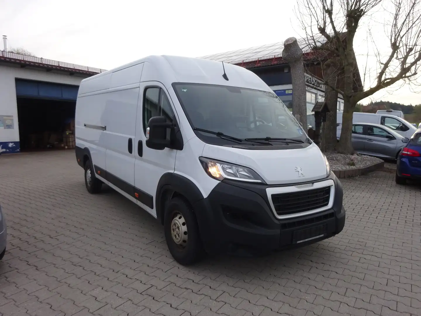 Peugeot Boxer 435 L4H2 Pro BlueHDi 165 Stop/Klima/Kamera/1-Hand Blanco - 2