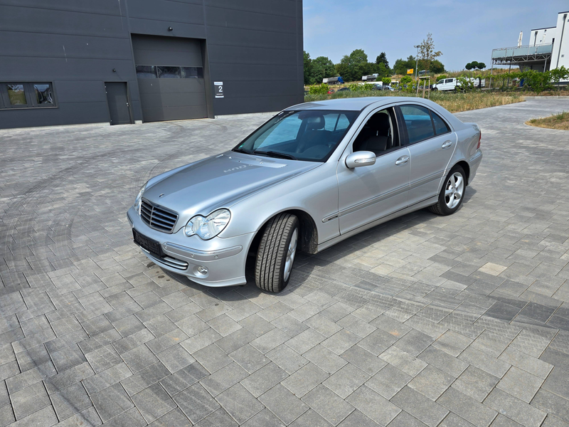 Mercedes-Benz C 200 C 200 CDI (LA)(203.007) — photo 11