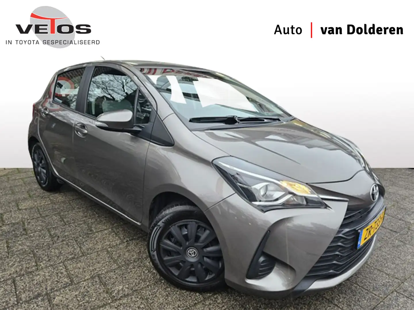 Toyota Yaris 1.5 VVT-i Active Afneembare trekhaak Grijs - 1