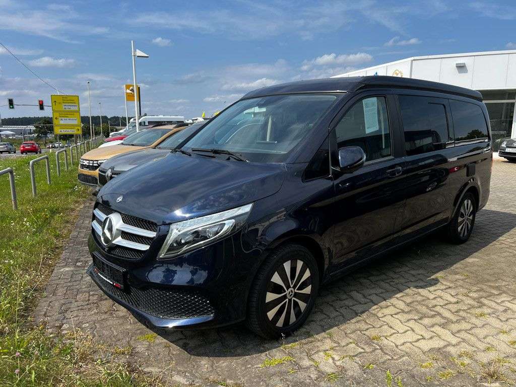 Mercedes-Benz V 220