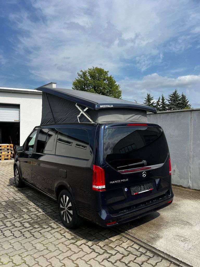 Mercedes-Benz V 220