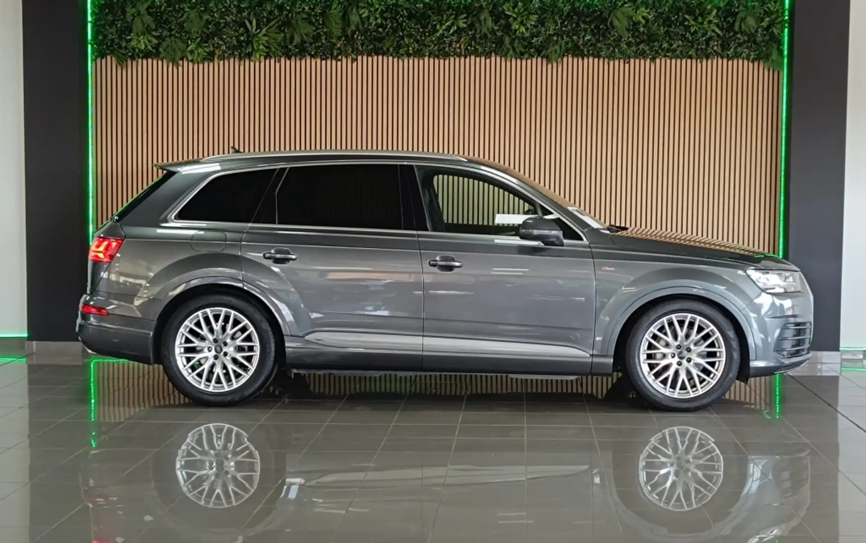 Audi Q7 3.0TDI sport quattro tiptronic 200kW Silber - 2