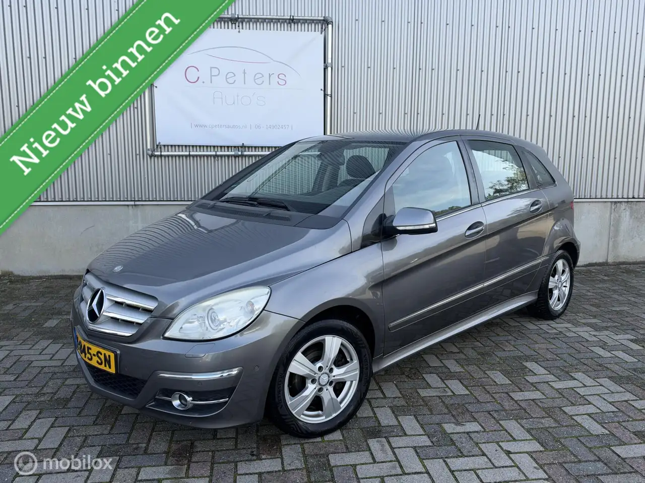 Mercedes-Benz B 200