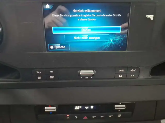 Mercedes-Benz Sprinter view 14