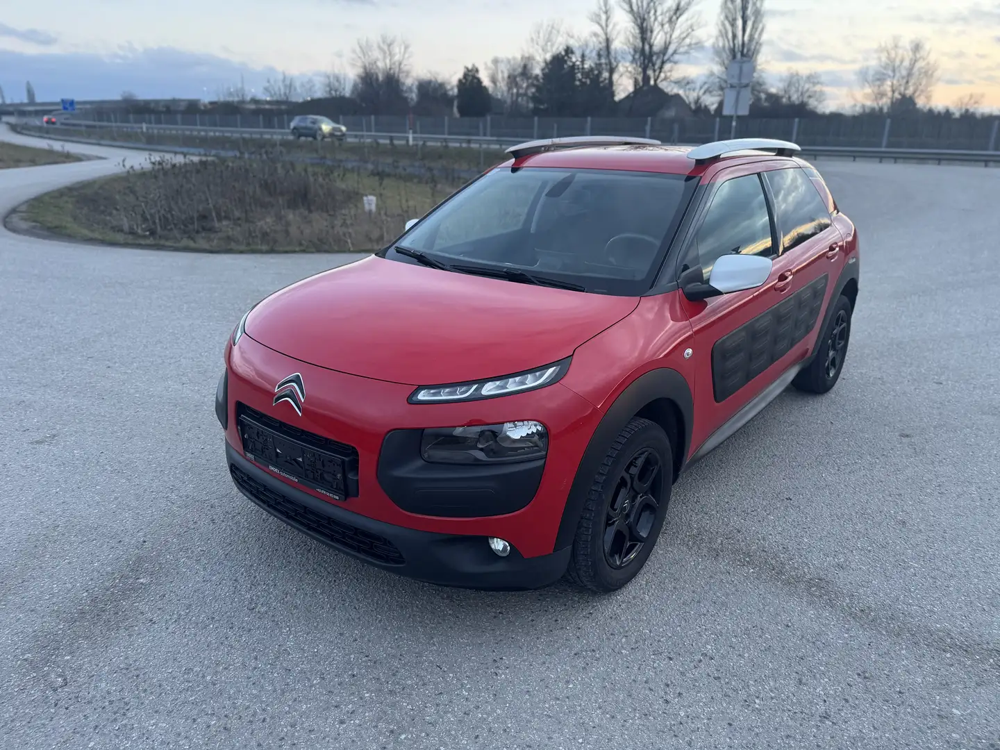 Citroen C4 Cactus Shine Rot - 1