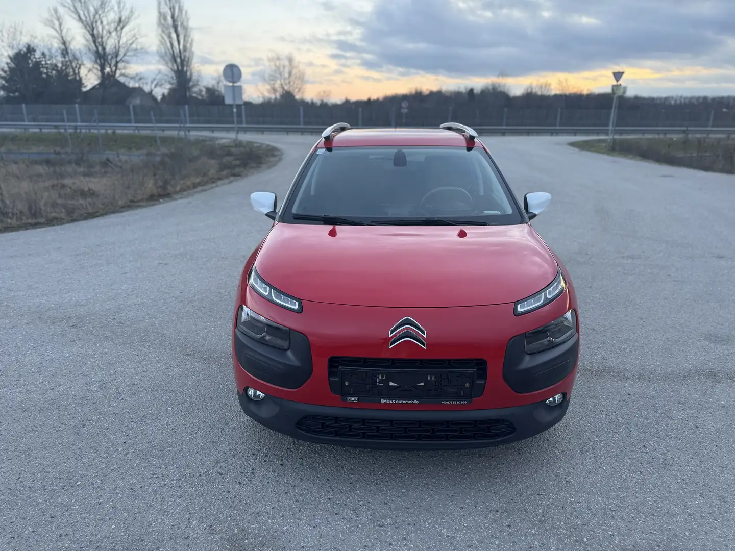 Citroen C4 Cactus Shine Rot - 2