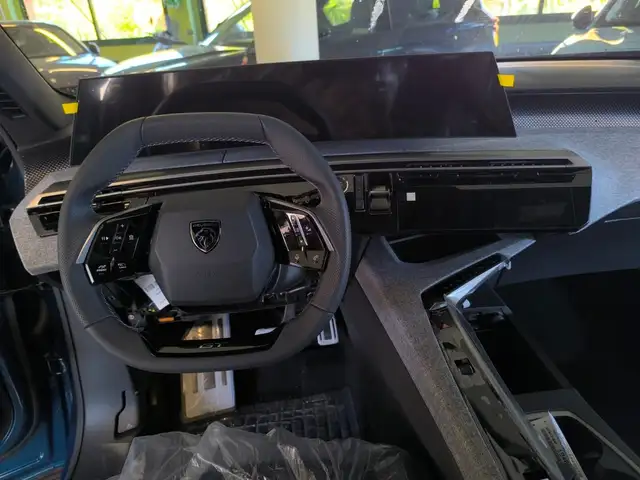 Peugeot 5008 view 10