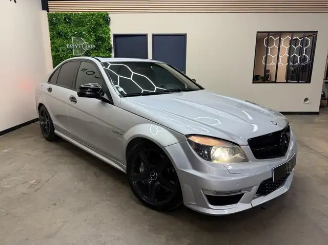 Mercedes-Benz C 63 AMG 6.3 C63 AMG V8 457cv