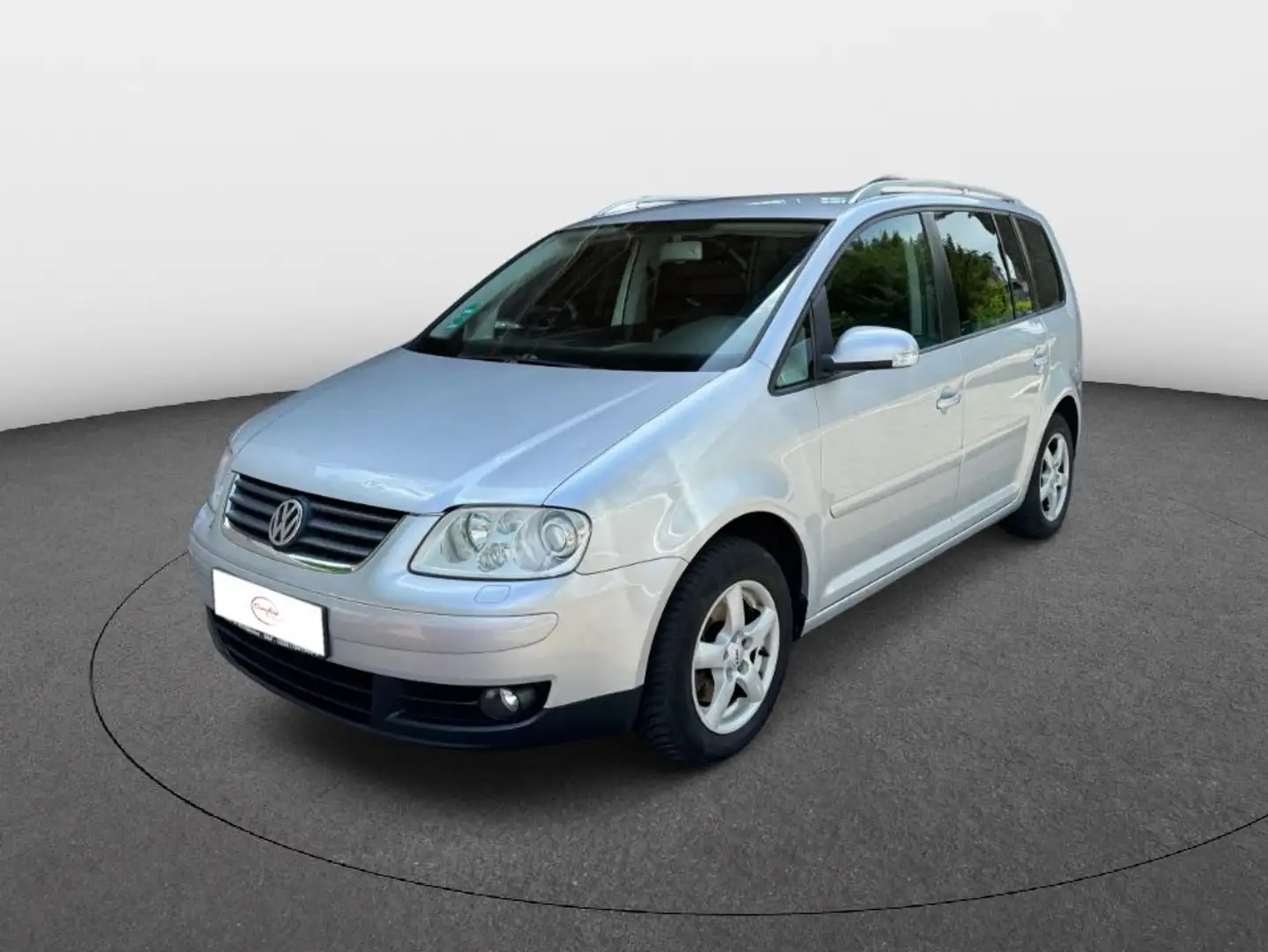 Volkswagen Touran 1.6 S Kette Neu-Tüv Neu-7-Sitz-Aut-AHK Silber - 1