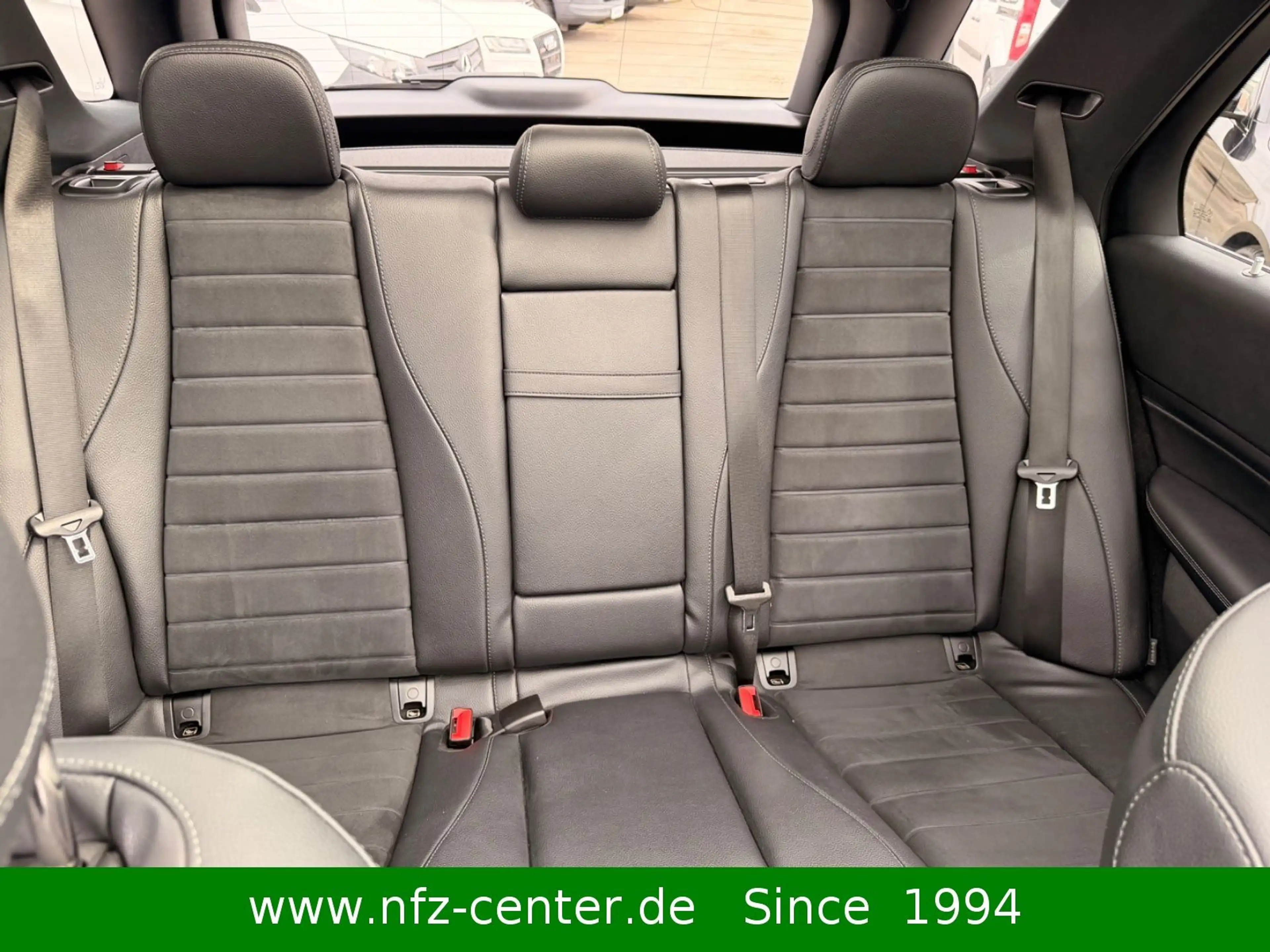 Mercedes-Benz GLE 350 de 4Matic AMG-Line Panorama/Ahk/Standhzg. — photo 15