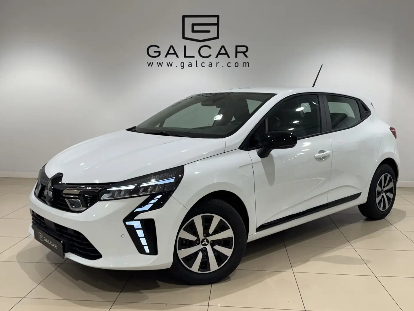 Mitsubishi Colt 100T Motion Blanco - 1