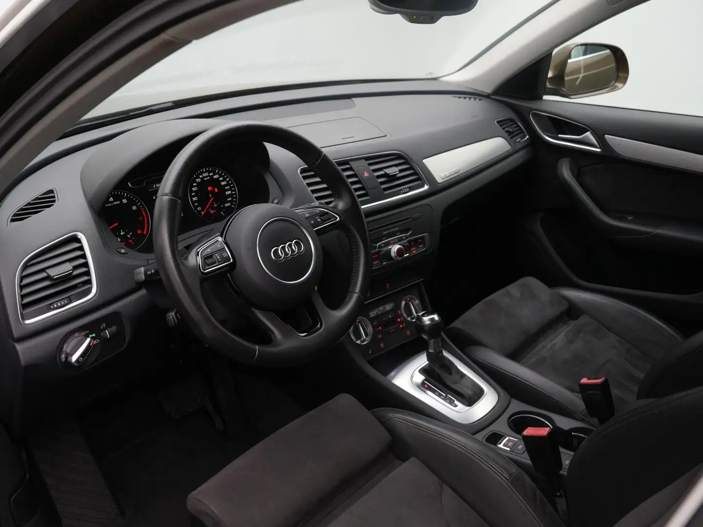 Audi Q3 2.0 TFSI 211 pk S-tronic quattro | Leder/alcantara Marrone - 2