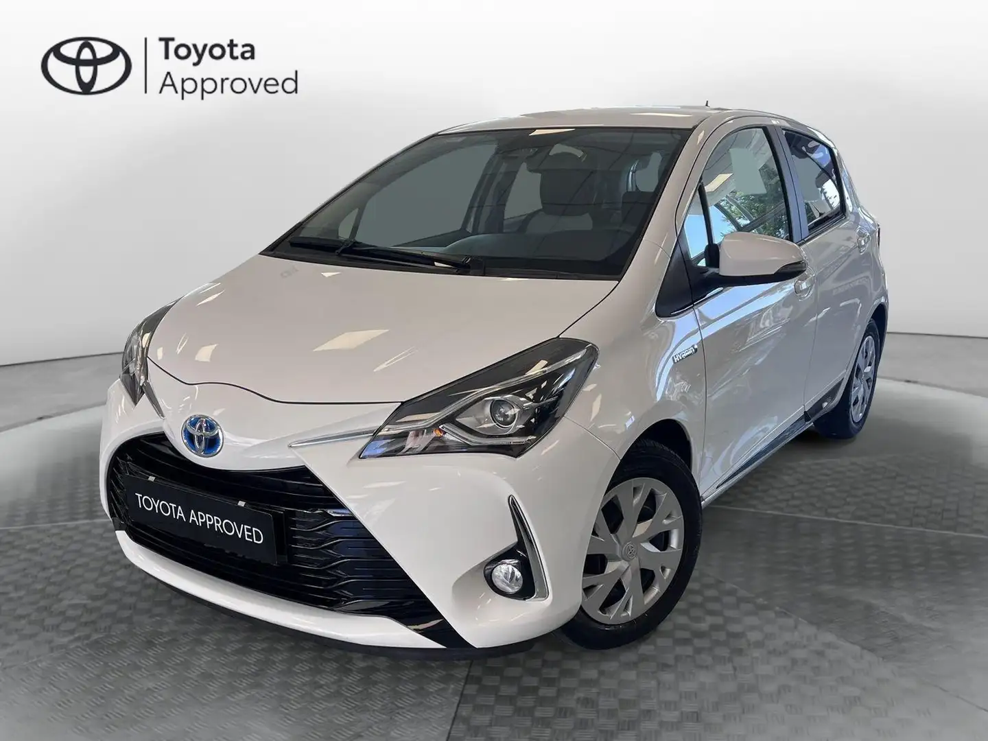 Toyota Yaris Yaris 1.5 Hybrid 5 porte Active Bianco - 1