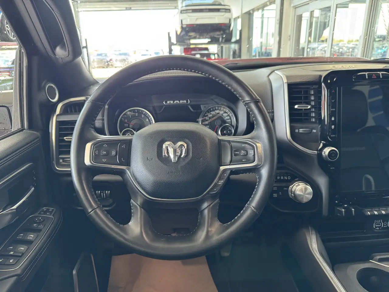 RAM 2500 снимка RAM 2500