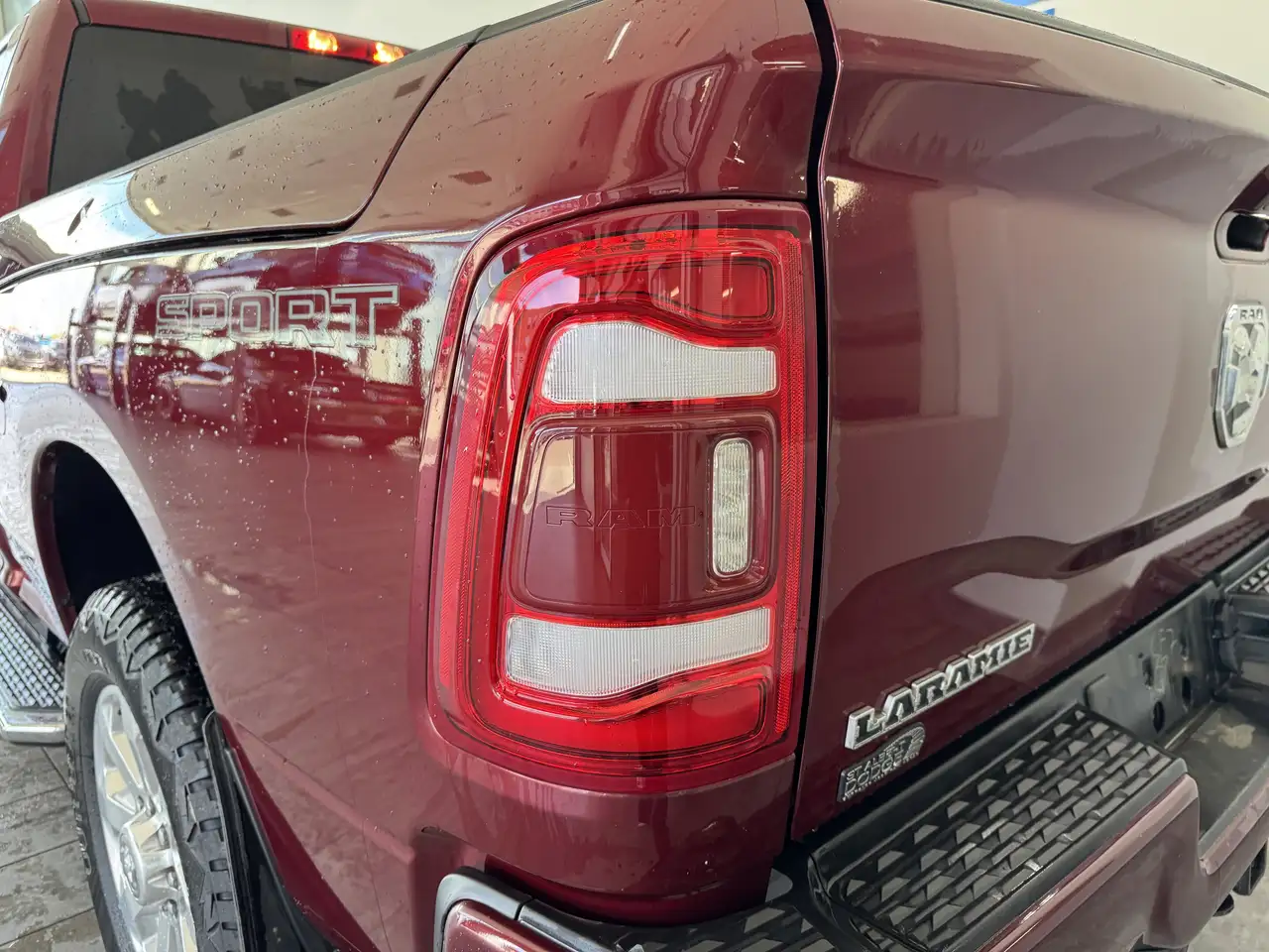 RAM 2500 снимка RAM 2500