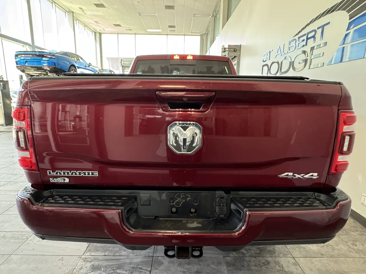 RAM 2500 снимка RAM 2500