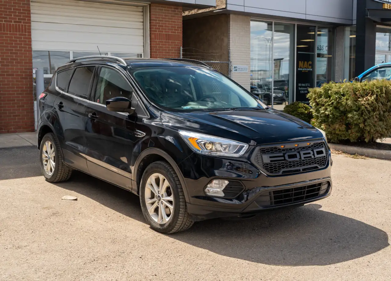 Ford Escape снимка Ford Escape