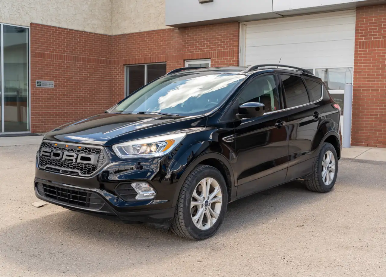 Ford Escape снимка Ford Escape