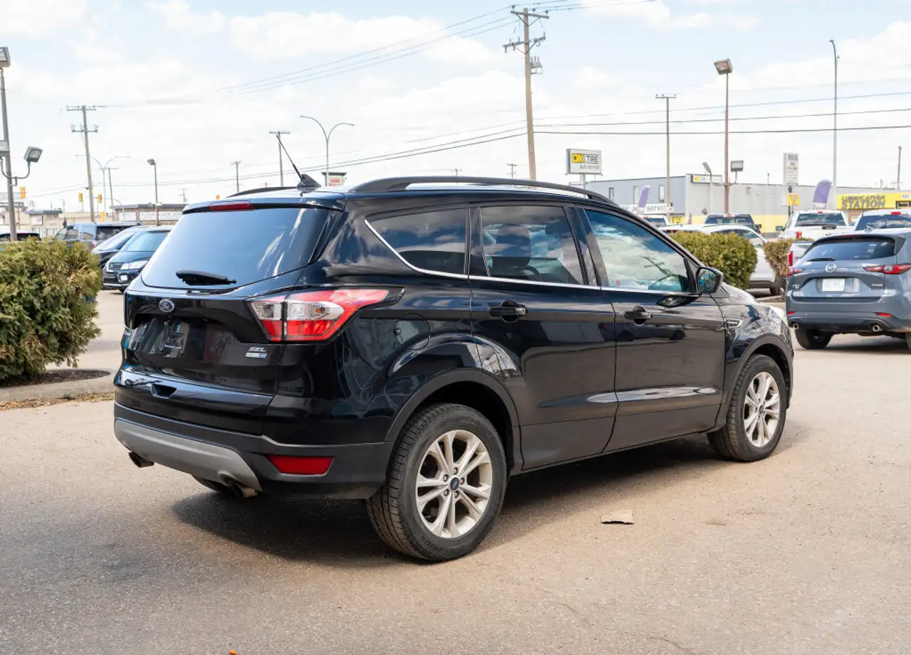 Ford Escape снимка Ford Escape