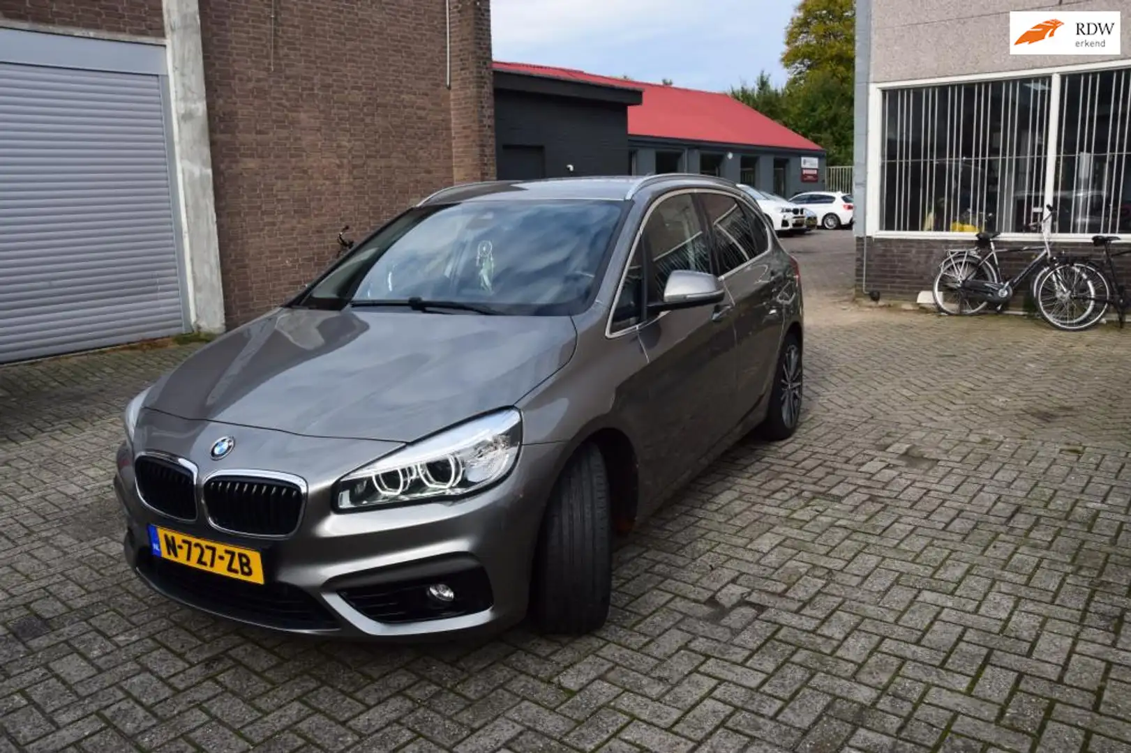 BMW 225 2-serie Active Tourer 225i xDrive Executive,in naa Gris - 1