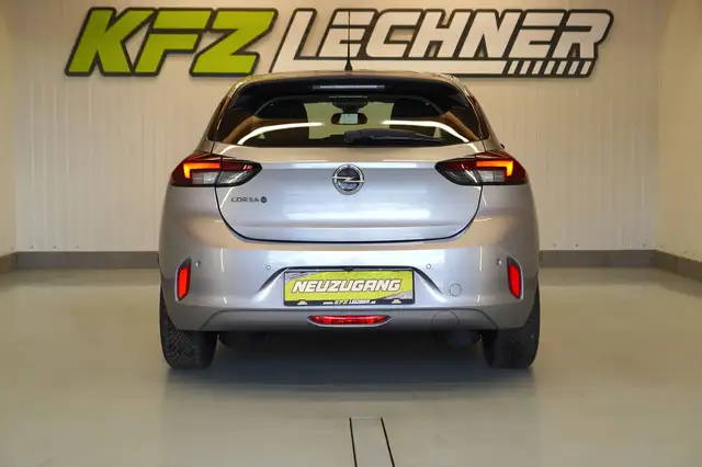 Opel Corsa-E view 5