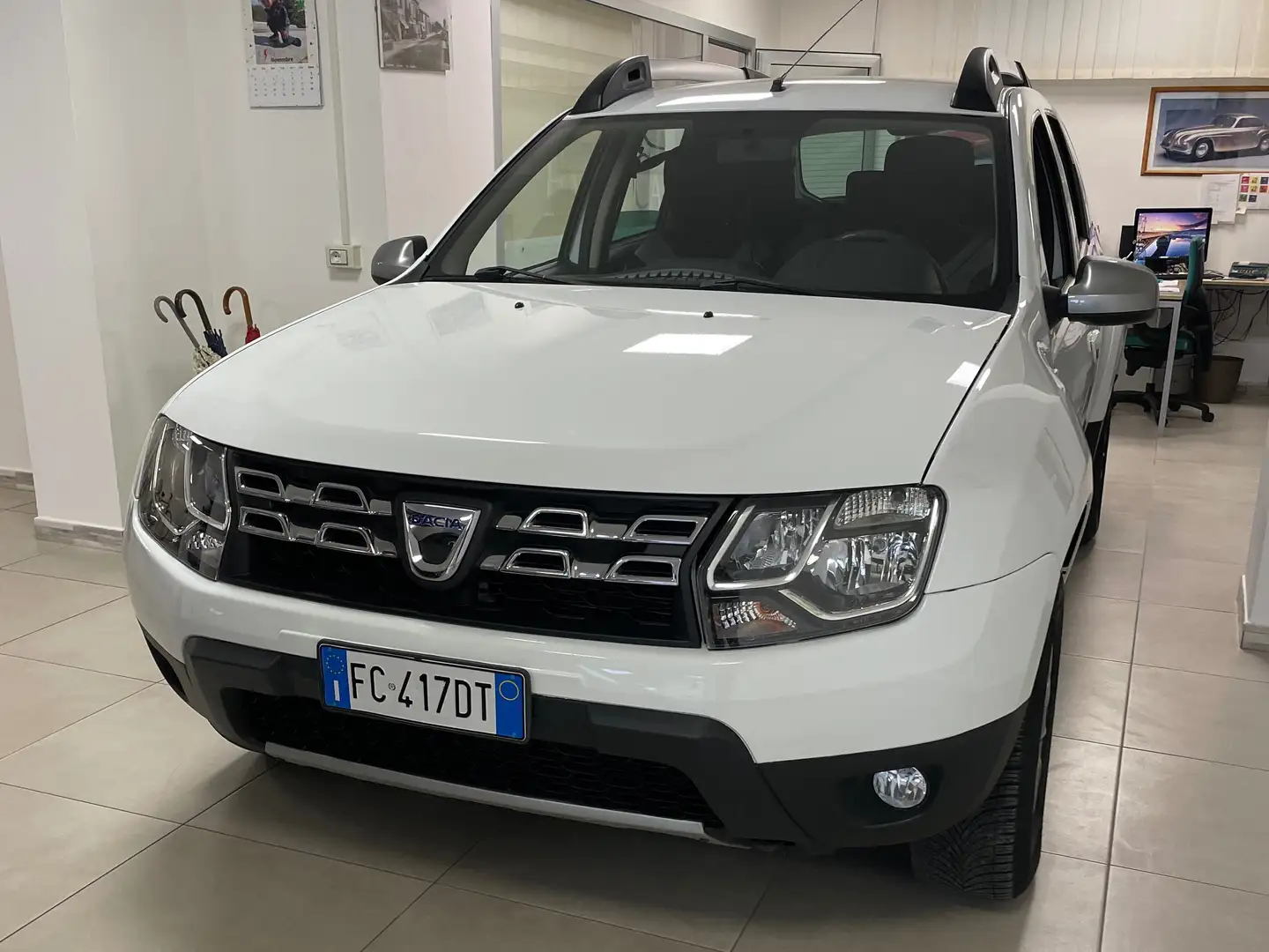 Dacia Duster 1.5 dci Laureate 4x2 s Bianco - 1