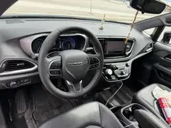 Chrysler Grand Caravan 2025