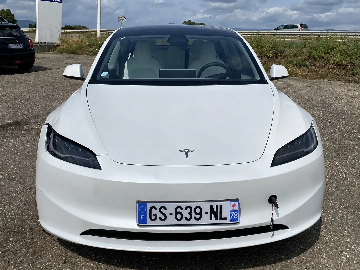 Tesla Model 3 MODEL 3 5YJ3  endommagée Blanc - 2