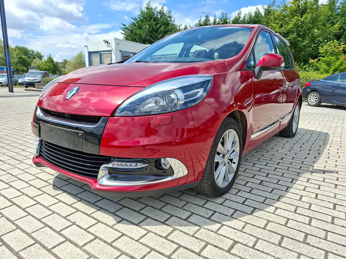 Renault Scenic 1.5 dCi | Automaat | Navi | Pano Dak | Airco | Rood - 1