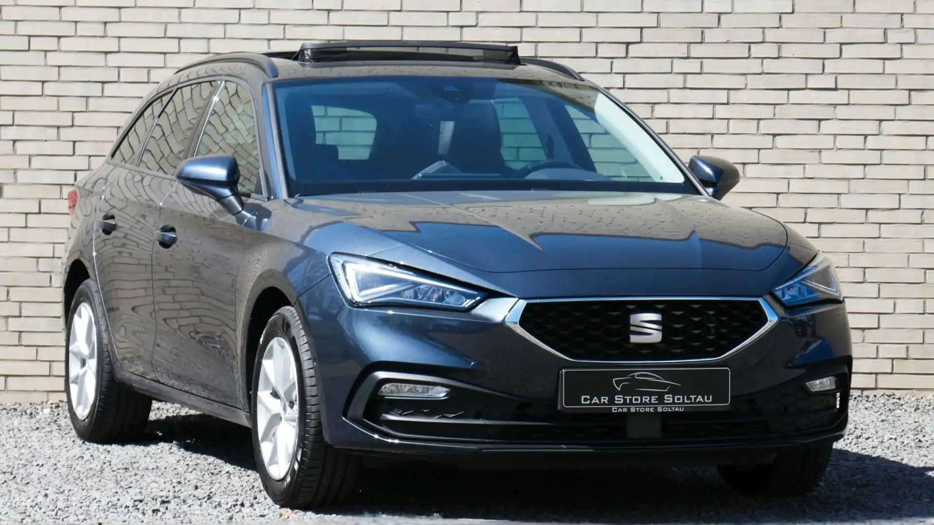 SEAT Leon 2.0TDI Style Pano V-LED Alcantara Beats Cam Grau - 2