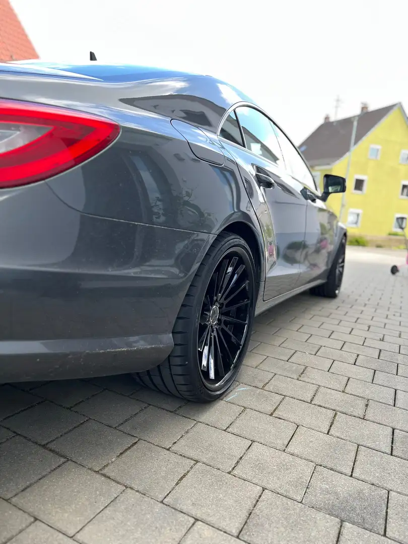 Mercedes-Benz CLS 63 AMG CLS 63 AMG AMG SPEEDSHIFT MCT Performance Plus Grau - 1