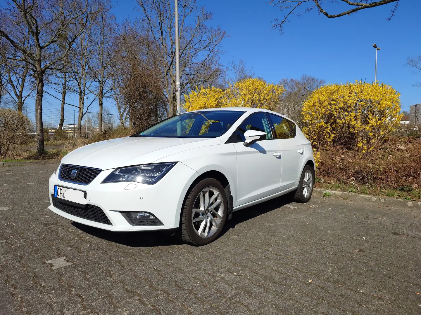 SEAT Leon Leon 1.2 TSI Weiß - 2