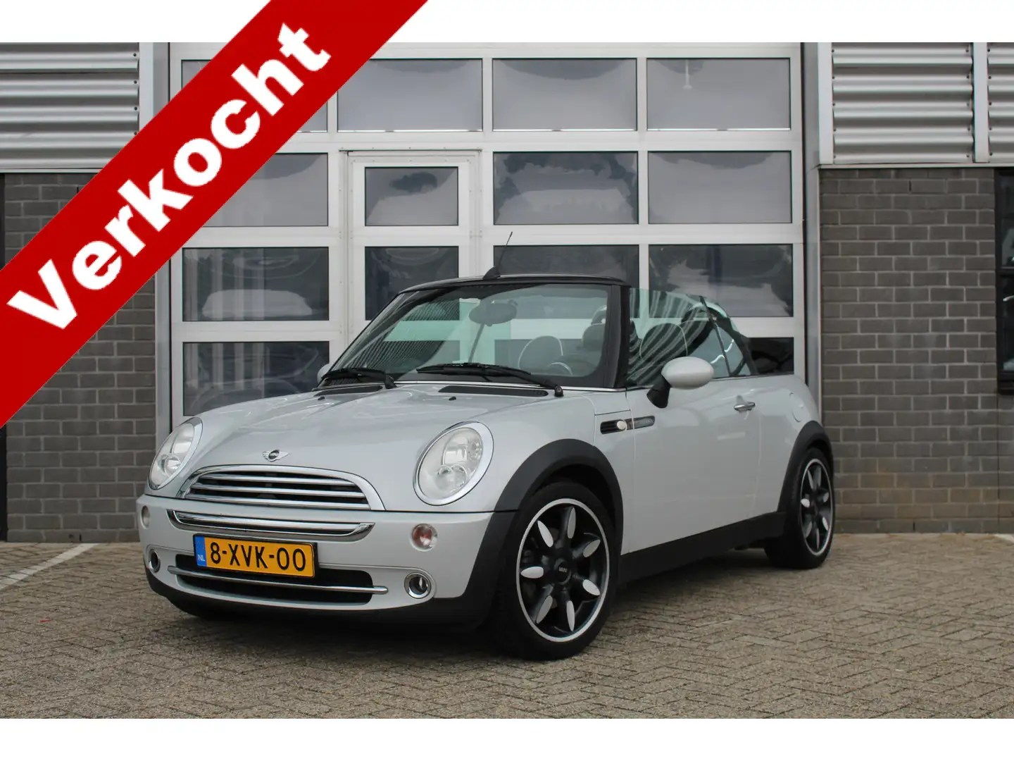 MINI Cabrio 1.6 Sidewalk / Leer / Airco / Cruise / PDC Gri - 1