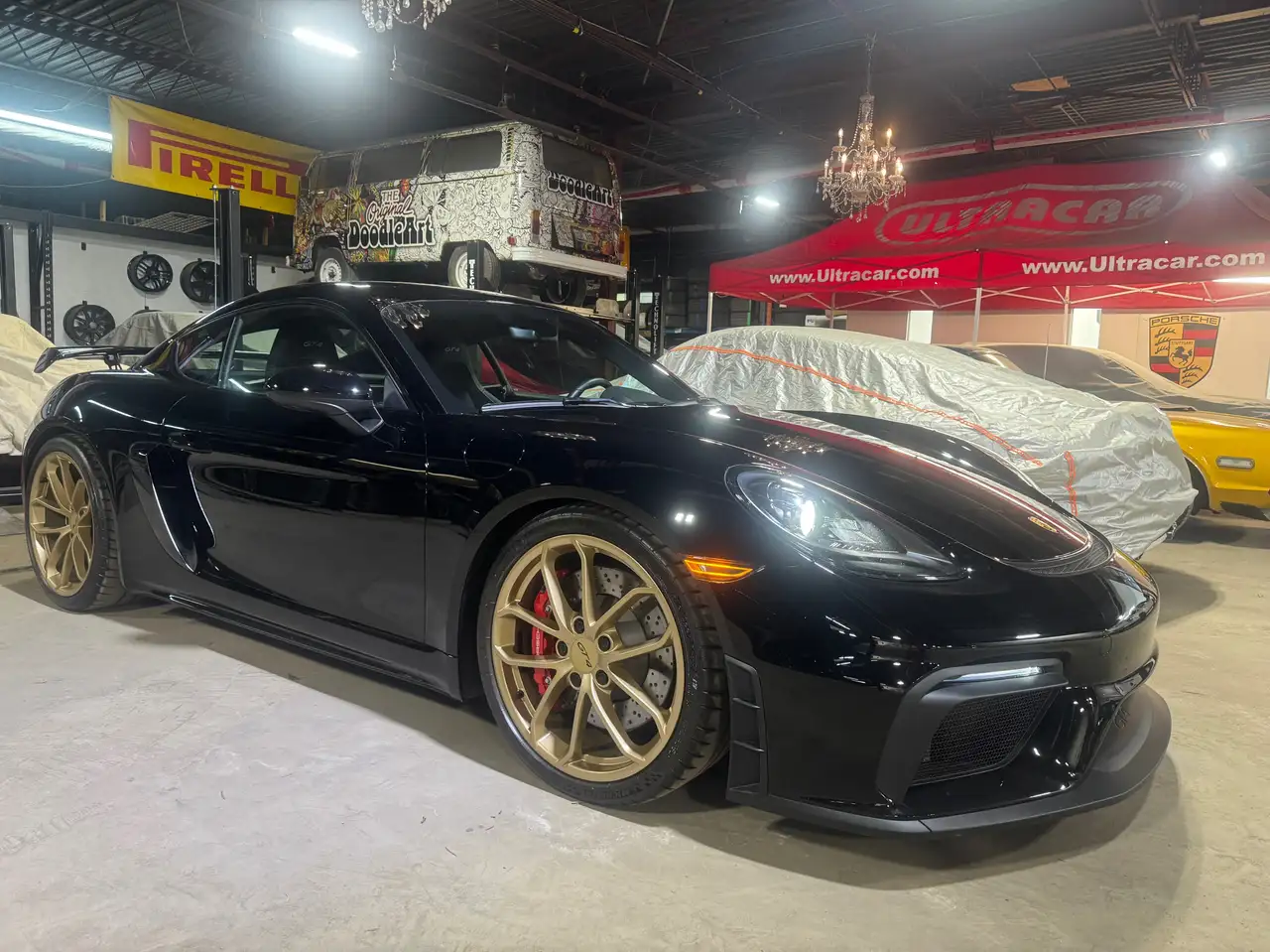 2022 Porsche 718 Cayman