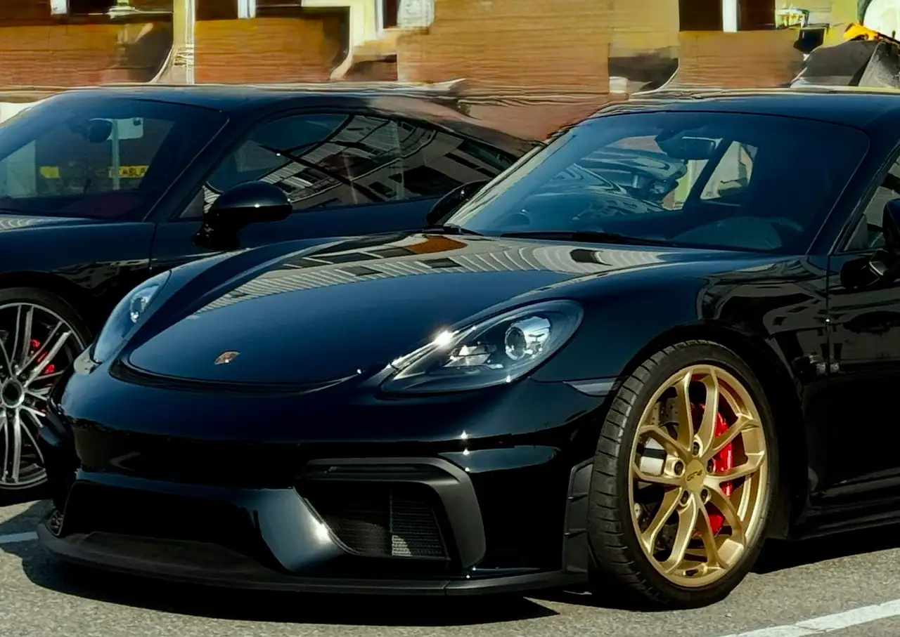 Porsche 718 Cayman снимка Porsche 718 Cayman