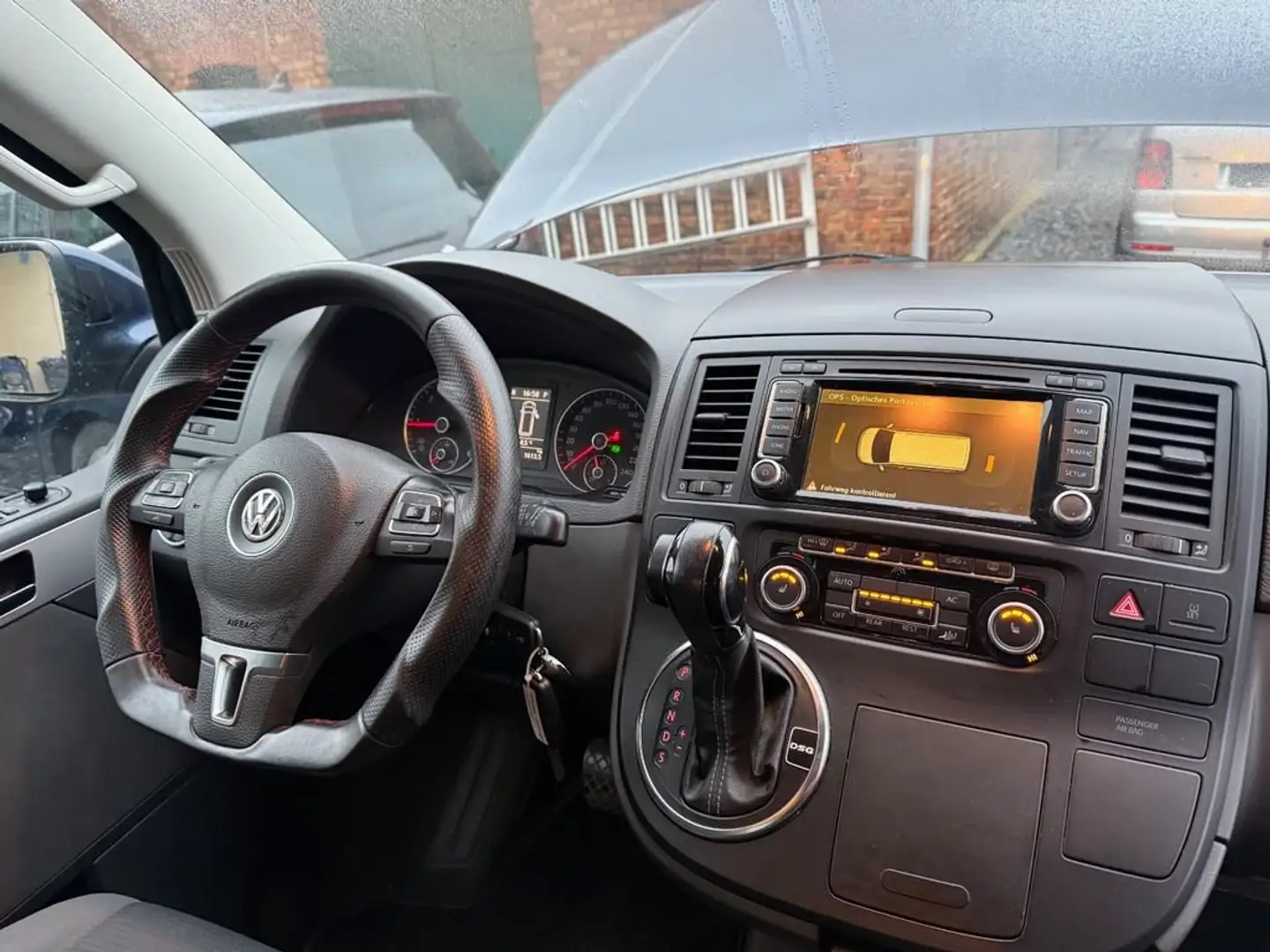Volkswagen T5 Multivan 7 places Monospace Multivan 2.0 TDI DSG Blauw - 2