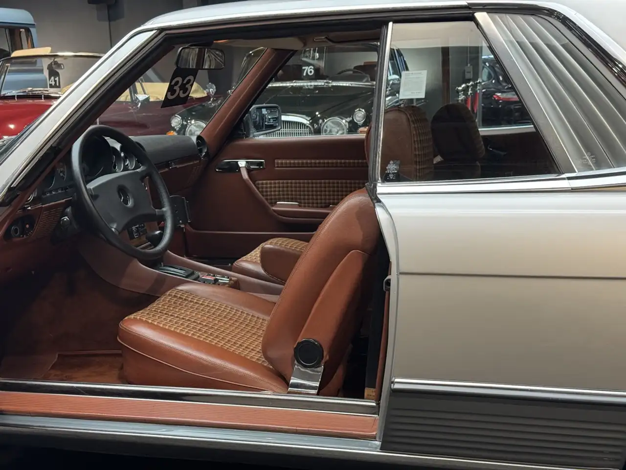 Mercedes-Benz 500 SLC, Topzustand, Gesuchte Farbkombination, foto 12