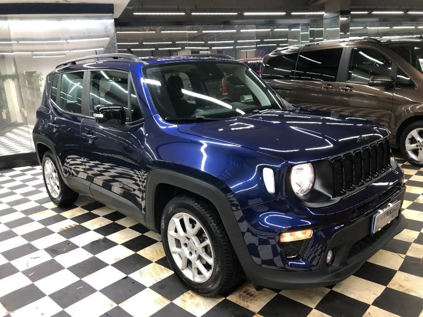 Jeep Renegade 1.6 Mjt 130 CV Limited Blau - 2