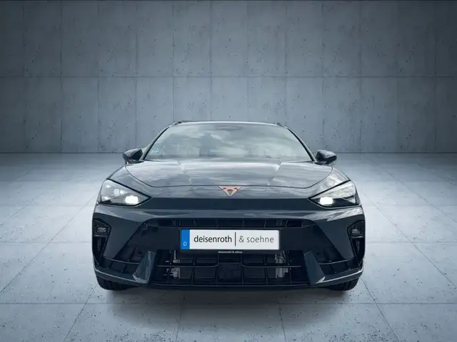 Cupra Leon view 8