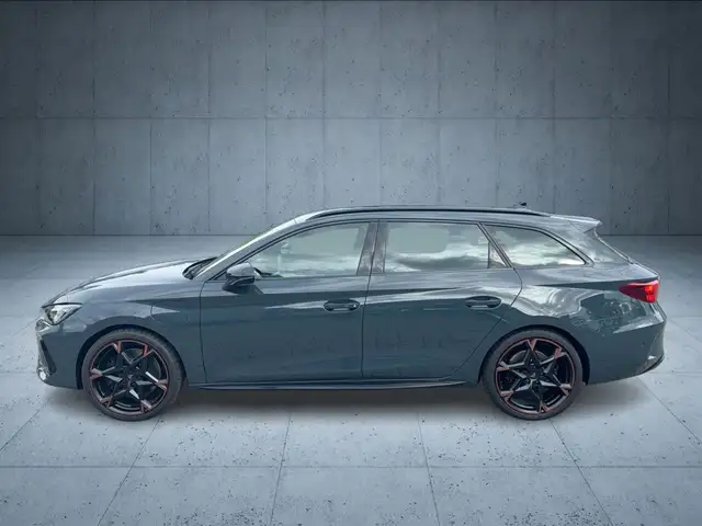 Cupra Leon view 2