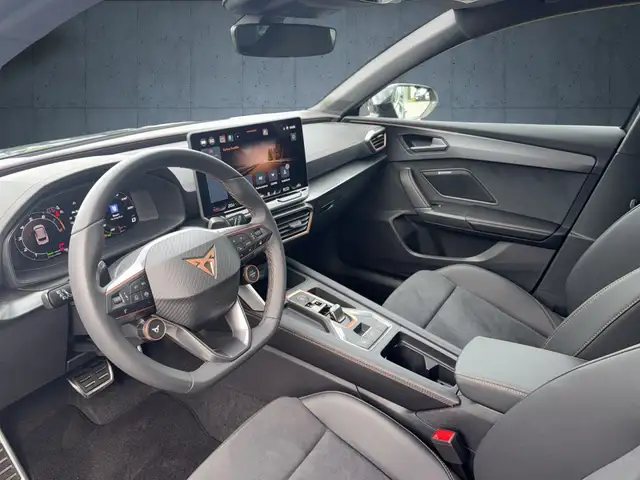 Cupra Leon view 9
