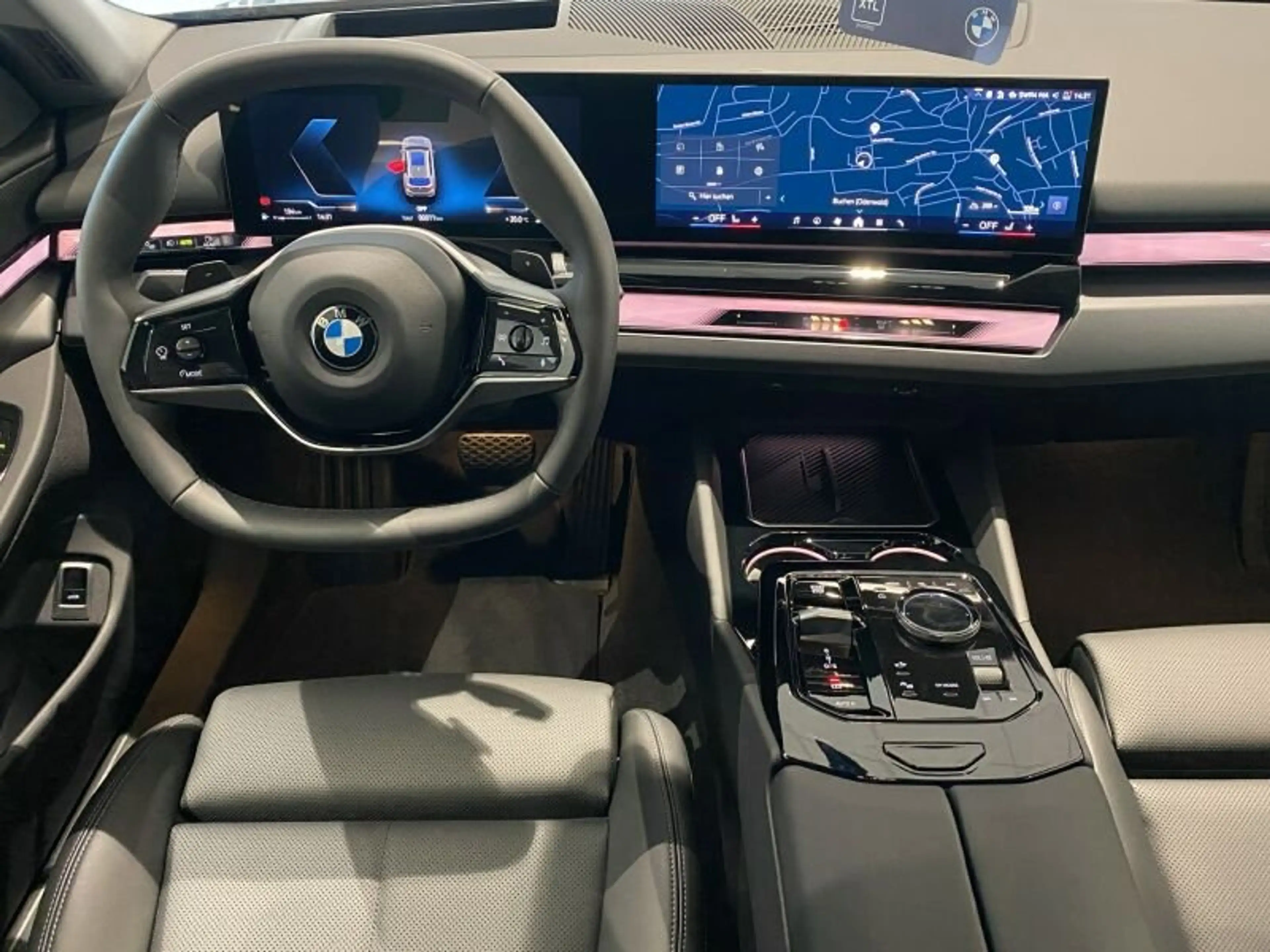 BMW 520 d Touring — photo 8