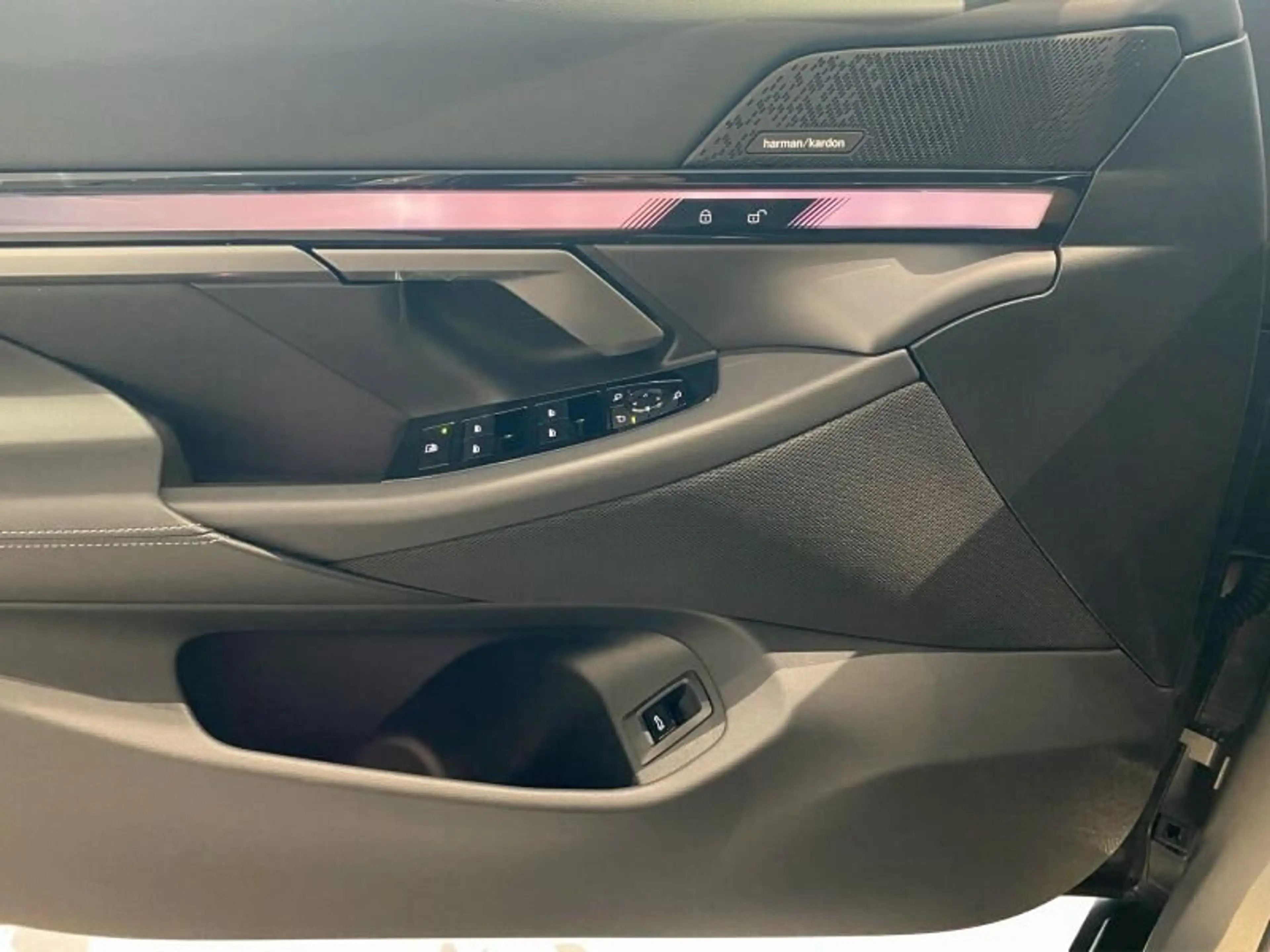 BMW 520 d Touring — photo 9