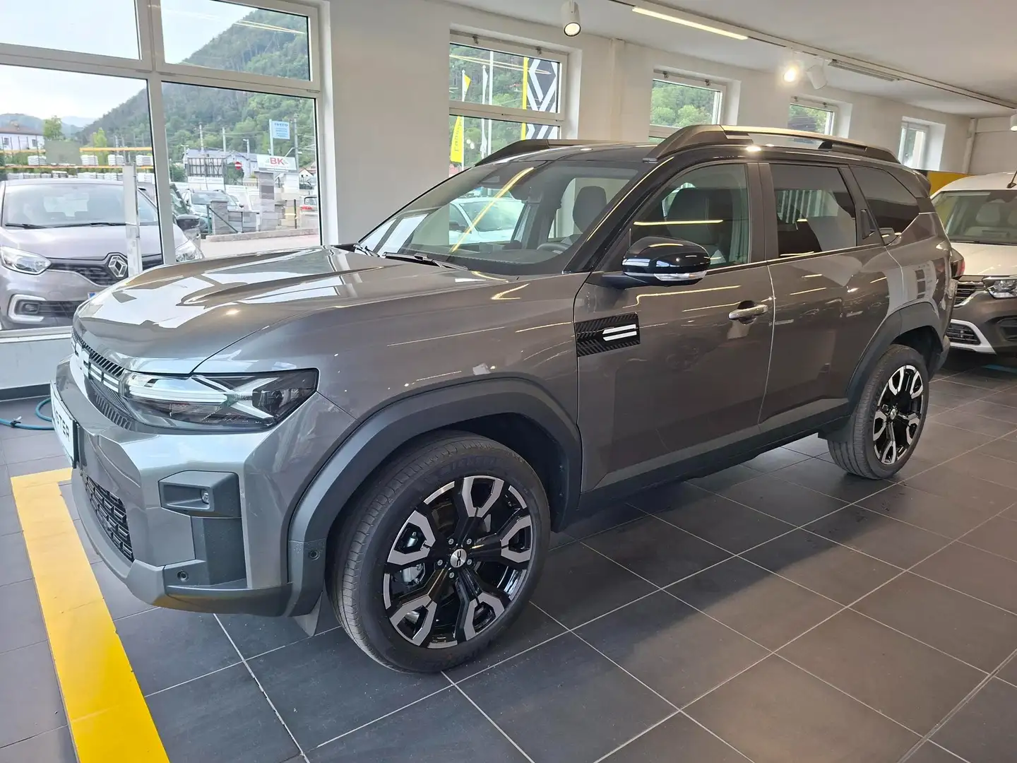 Dacia Bigster Hybrid 155 Journey - 2