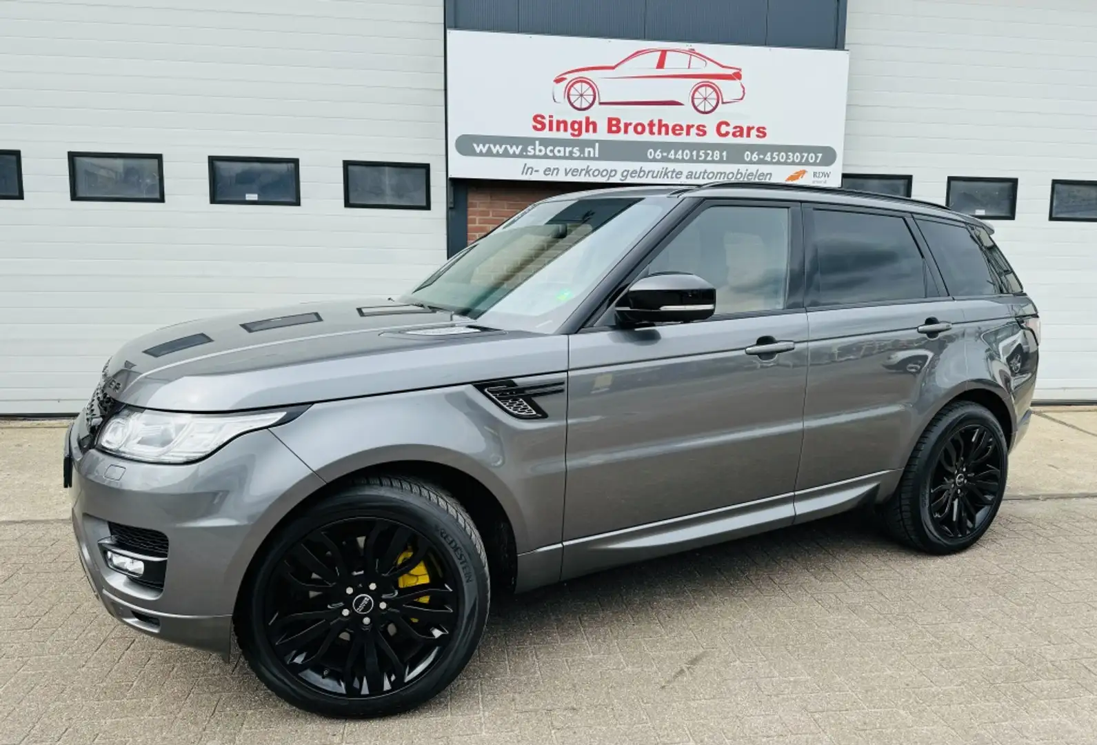 Land Rover Range Rover Sport 3.0 V6/SC/HSE/DY/400pk/Facelift!! Grijs - 2