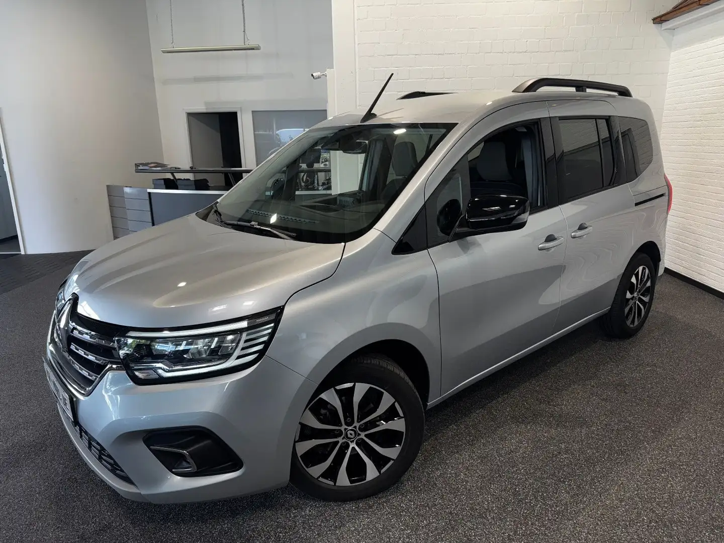 Renault Kangoo III Techno NAVI+CAM KLIMAAUTO WINTERRÄDER Plateado - 2