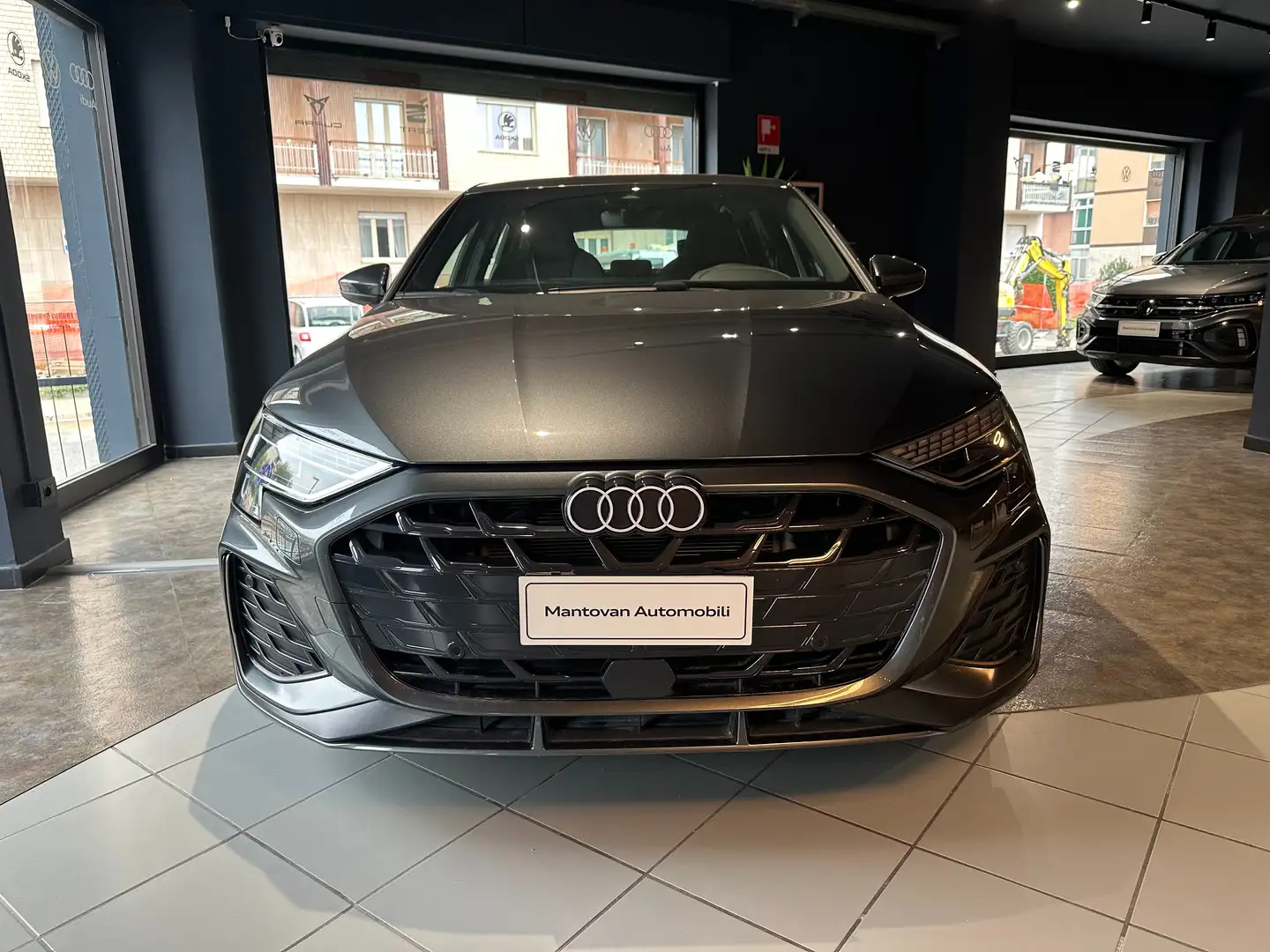 Audi A3 Sportback 1.5 mhev S line edition 150 s-tronic Grigio - 2