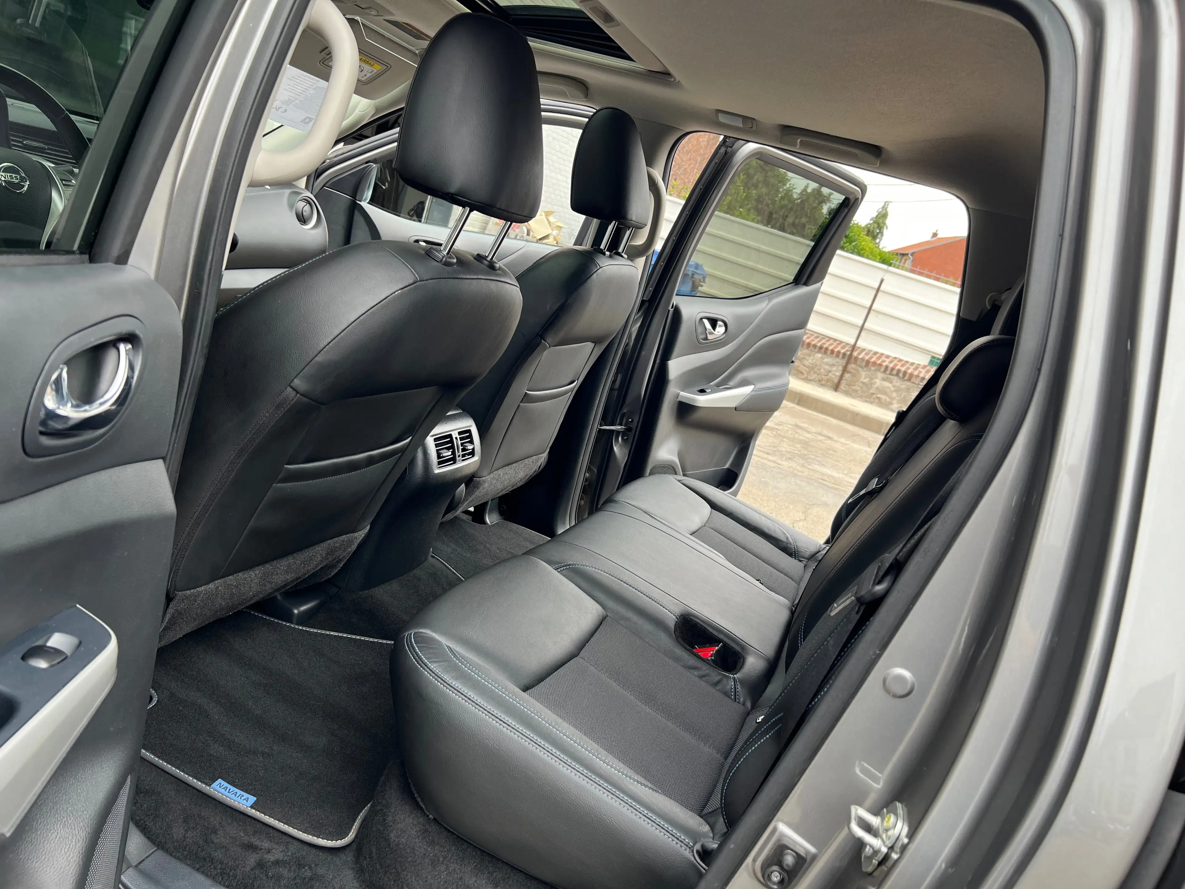 Nissan Navara 2.3 DCI 190CV N-GUARD  B.AUTO CAM.360° KEYLESS. — photo 10