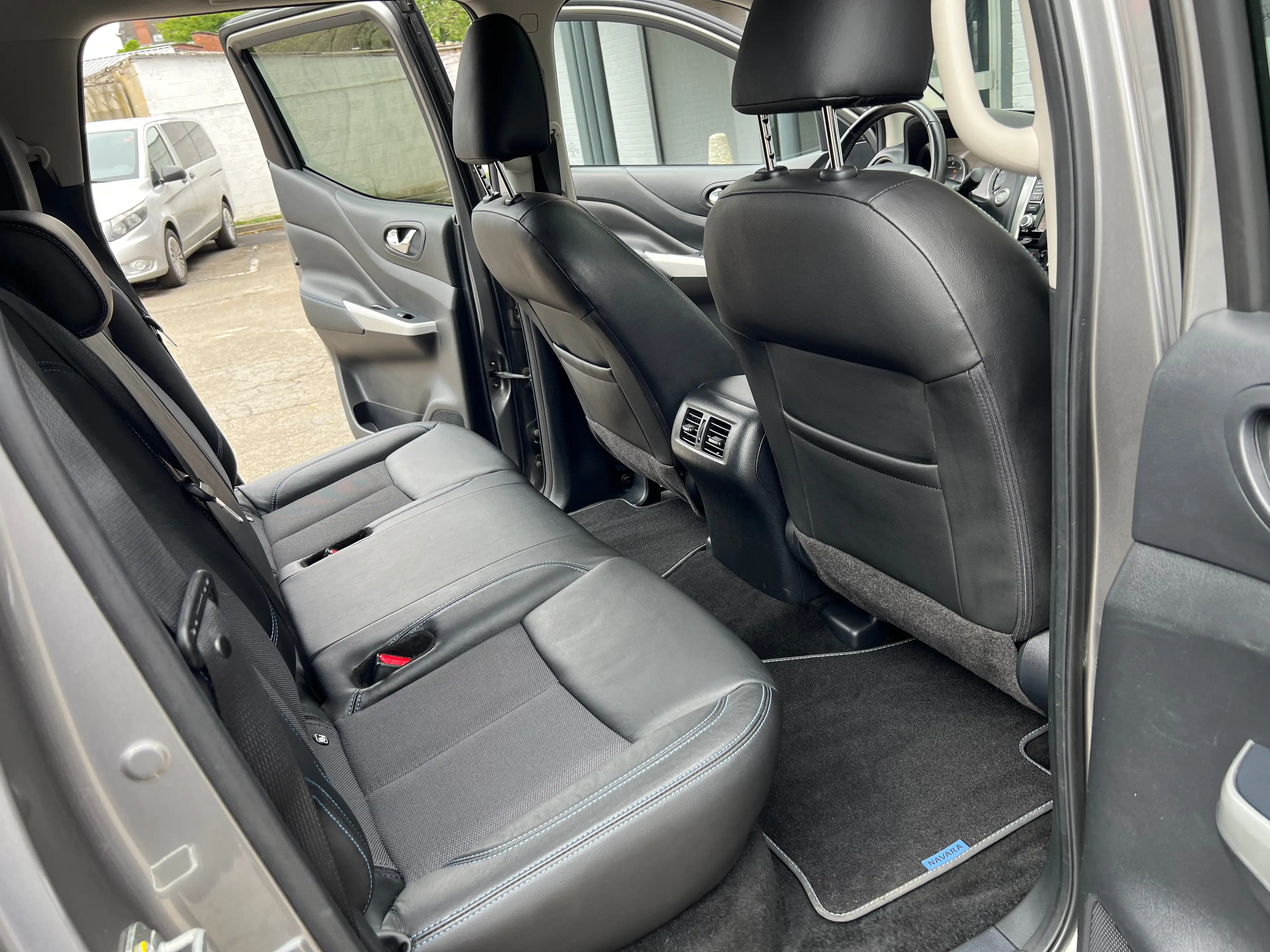 Nissan Navara 2.3 DCI 190CV N-GUARD  B.AUTO CAM.360° KEYLESS. — photo 11