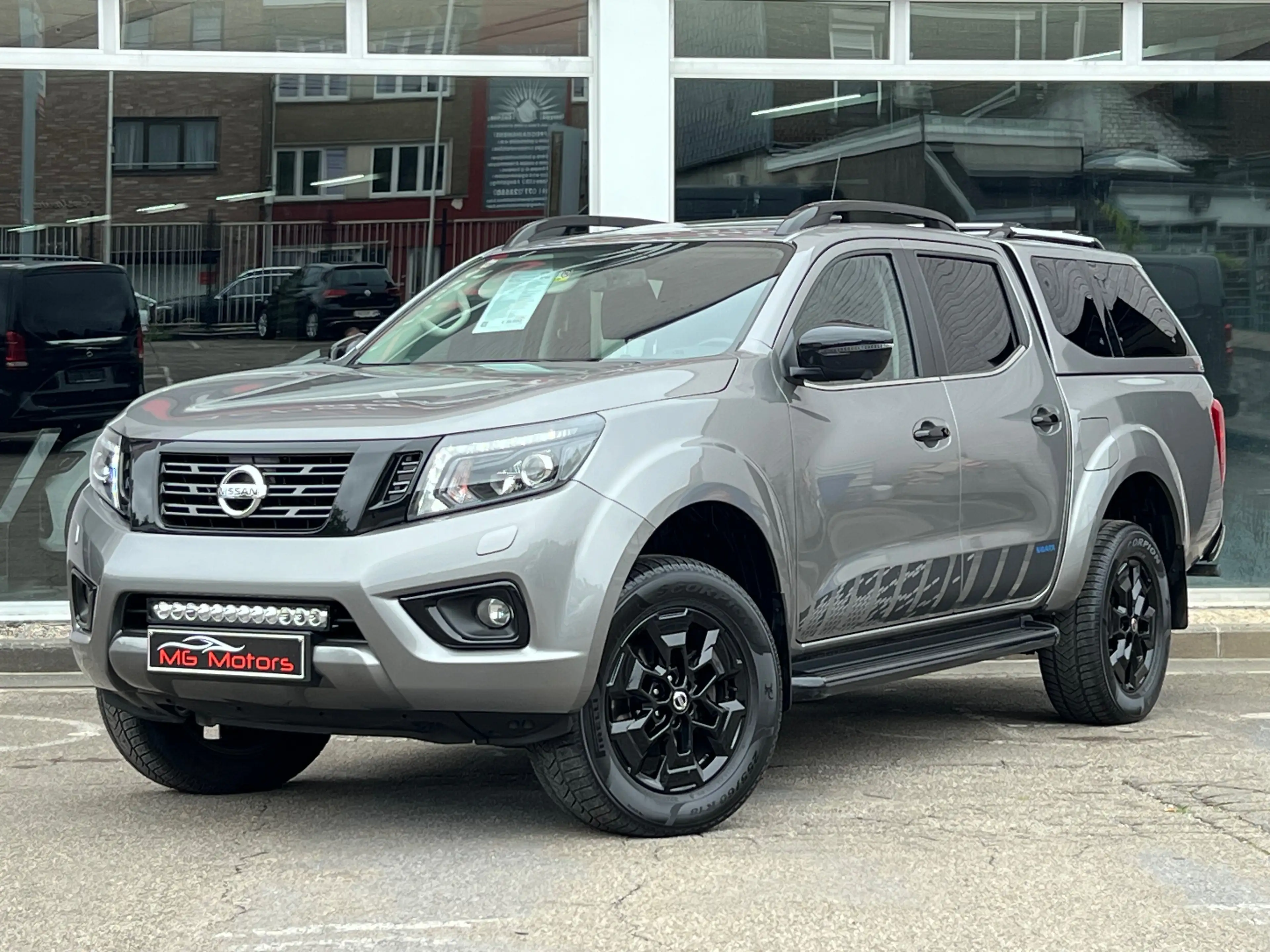 Nissan Navara 2.3 DCI 190CV N-GUARD B.AUTO CAM.360° KEYLESS.